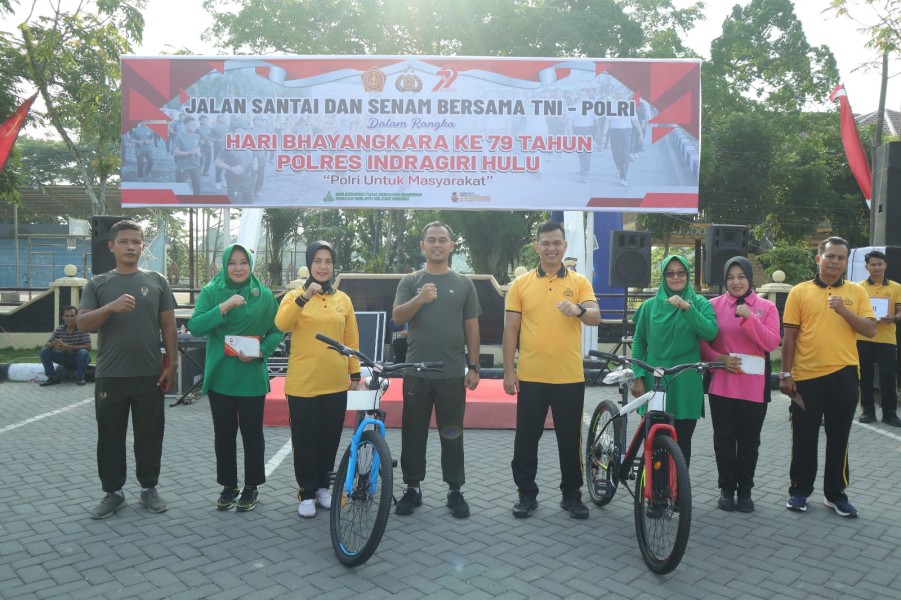 Yuk Intip Keseruan, Jalan Santai dan Senam Bersama TNI-Polri yang Digelar Polres Inhu