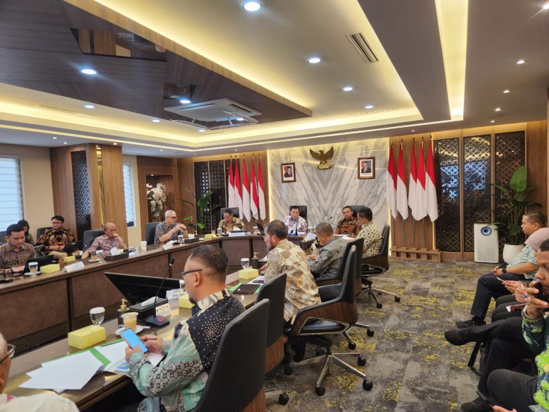 Rapat Lintas Kementerian, Gubernur Abdul Wahid Beberkan Potensi Perekonomian Riau