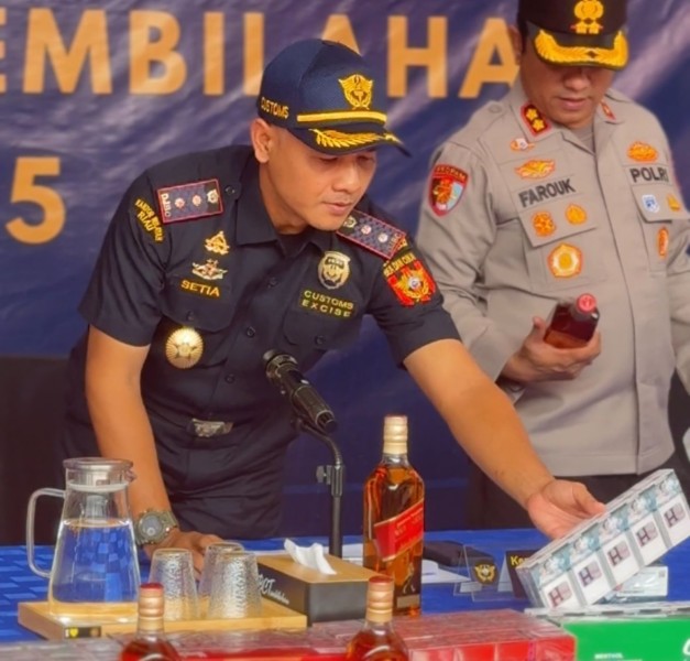 Bea Cukai Tembilahan Musnahkan Rokok Ilegal dan HP Selundupan, Selamatkan Negara Rp3,1 Miliar