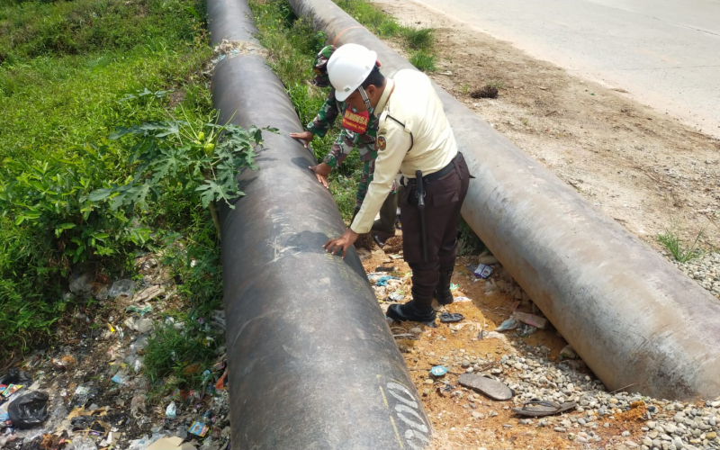 Jangan Bangun atau Bakar di Atas Pipa, Koramil 03 Sosialisasi Langsung ke Warga