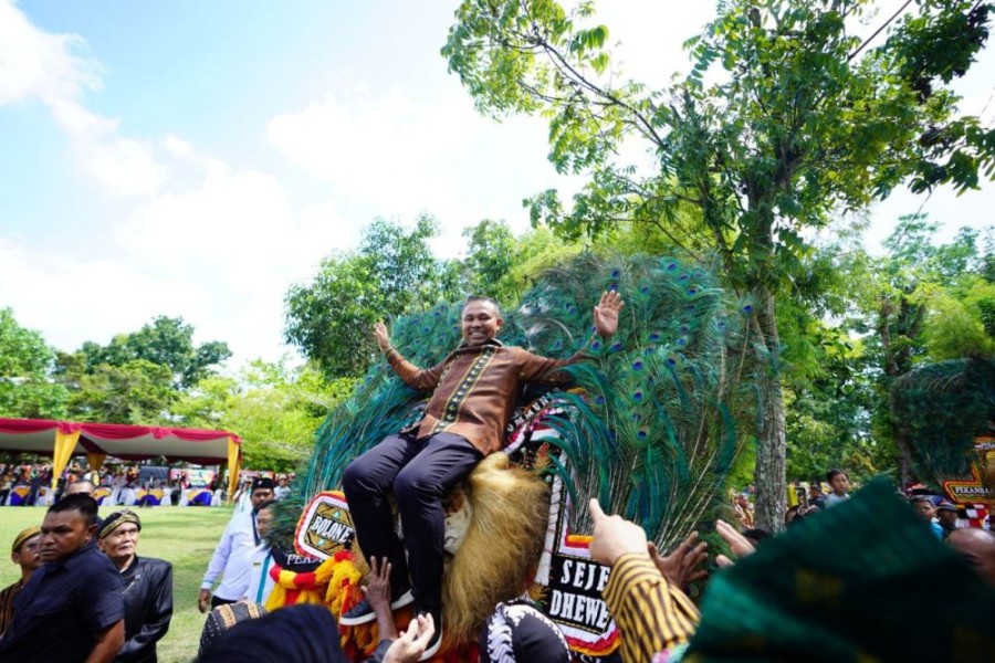 Gubri Abdul Wahid: Kebersamaan Lintas Suku Jadi Kekuatan Provinsi Riau