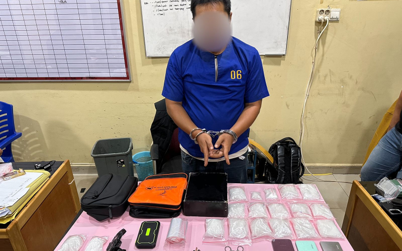 Dari Saku Celana hingga Jok Motor, 1,6 Kg Shabu Disembunyikan Tersangka di Dumai