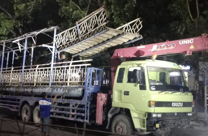 Kontrak Sudah Habis dan Membahayakan, Pemko Pekanbaru Bongkar JPO di Jalan Sudirman