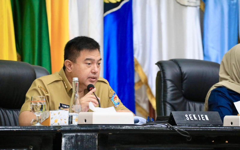 Kendalikan Inflasi, Sekjen Kemendagri Ingatkan Pemda Rutin Turun ke Pasar untuk Cek Harga Pangan