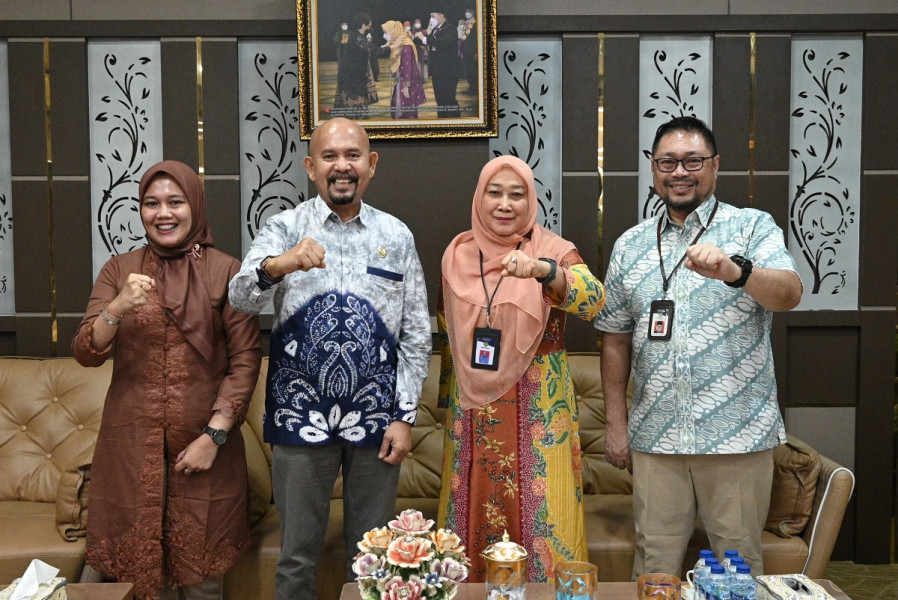 Zufra Irwan: Rektor Bertekad Unri Punya Pusdiklat Keterbukaan Informasi, Mahasiswa Kukerta akan Jadi Duta di Desa