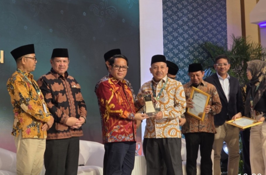 Kemenag Riau Raih Penghargaan Juara Nasional Pengumpul Wakaf Uang Terbanyak