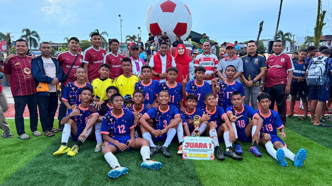 Sportivitas dan Semangat Juang, Pesan Bupati Zukri di Akhir Turnamen Mini Soccer 2025