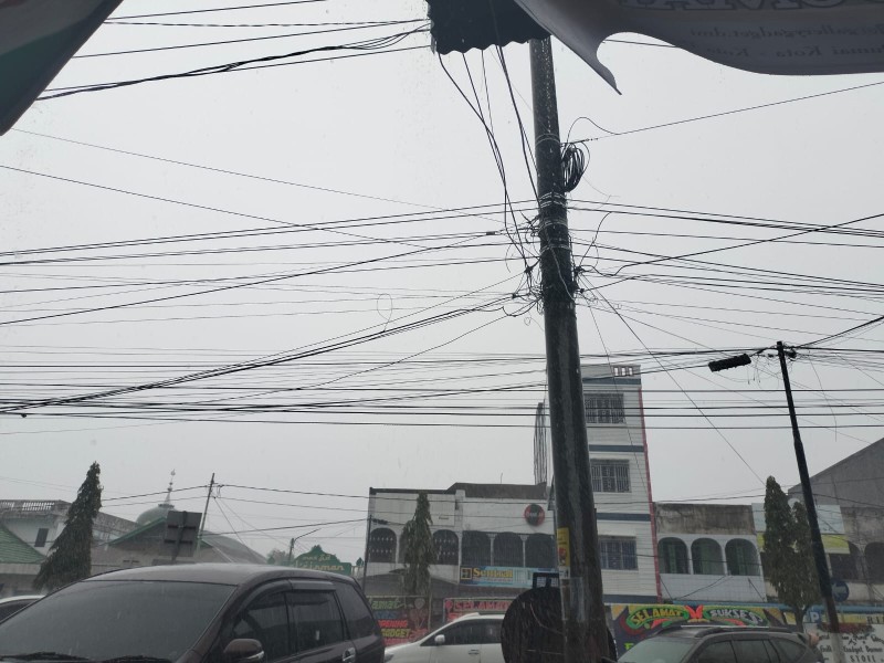 GMPP-KD Dorong RDP DPRD Dumai Tertibkan Kabel Internet yang Rusak Estetika Kota