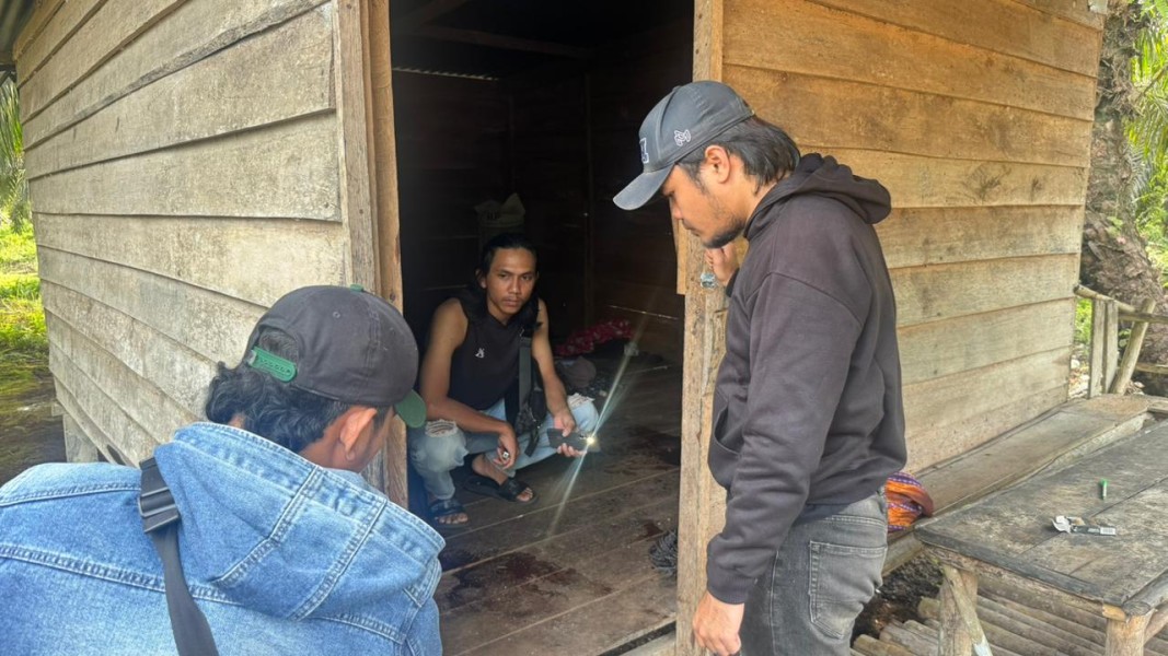 Pria Ditemukan Tewas Bersimbah Darah di Kebun Sawit Desa Pancur Inhil, Polisi Buru Pelaku