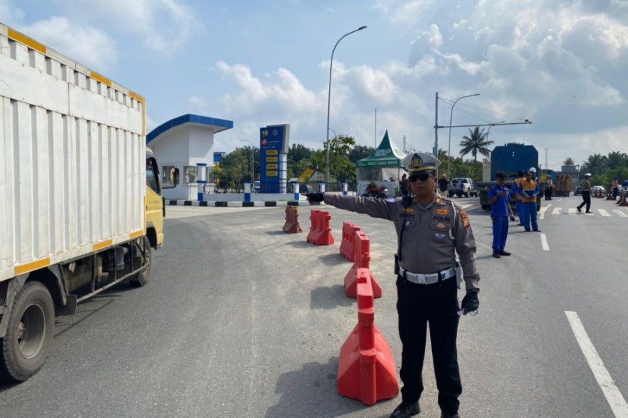 SIM Palsu Terungkap Saat Razia ODOL di Pekanbaru–Pelalawan