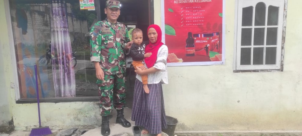 Serka Alexsander Sigalingging Lakukan Pengecekan Anak Stunting di Pinang Sebatang Timur, Siak