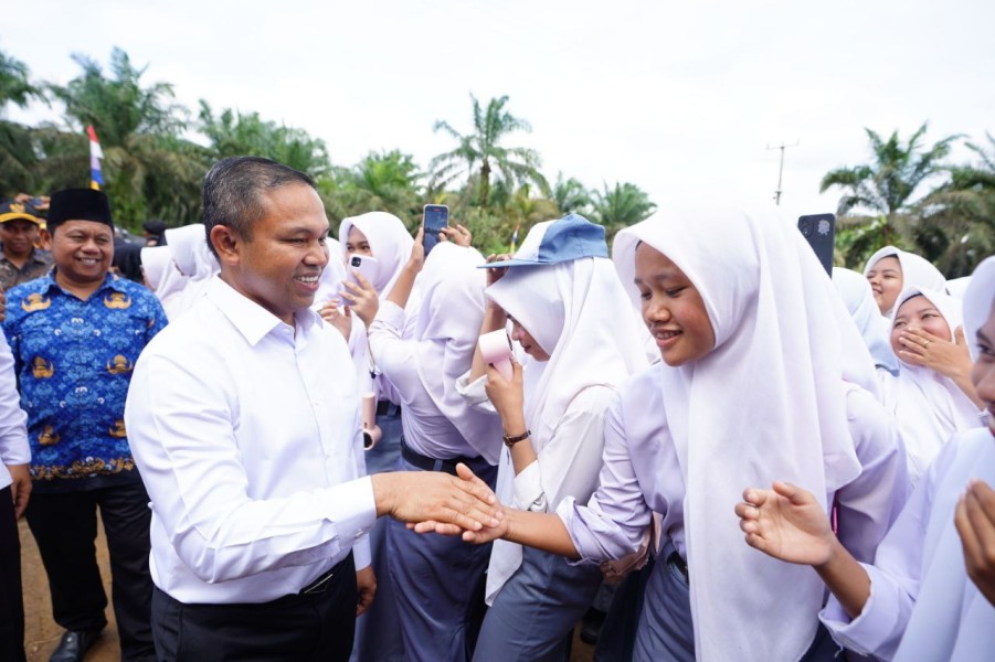 Kolaborasi Pemprov Riau dan Kementerian Wujudkan SMAN 3 Kemuning di Inhil