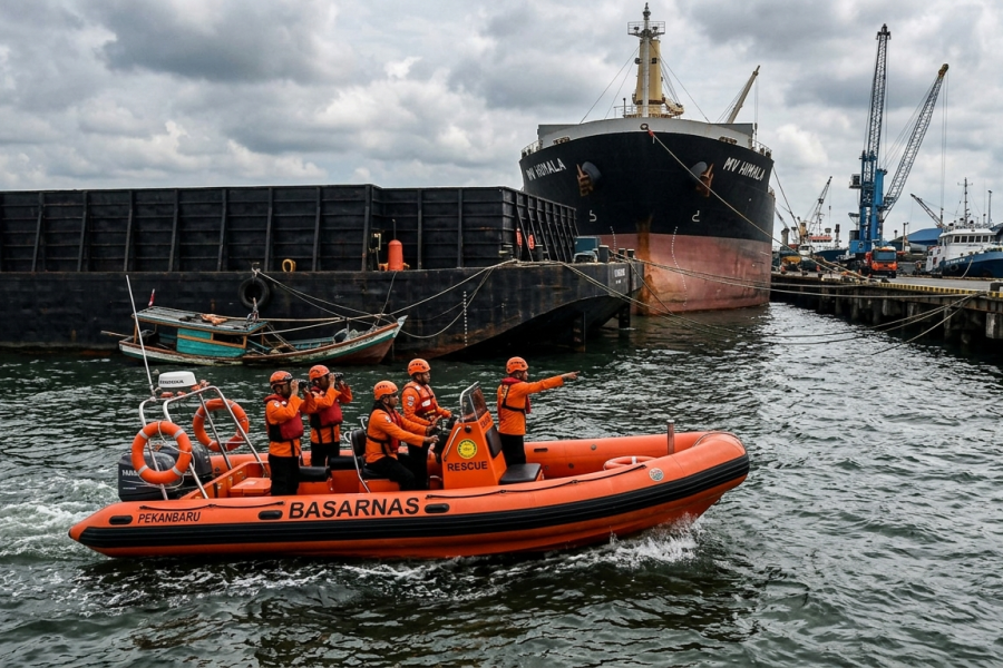Terseret Arus Kuat, Kapal Pompong Tenggelam di Siak