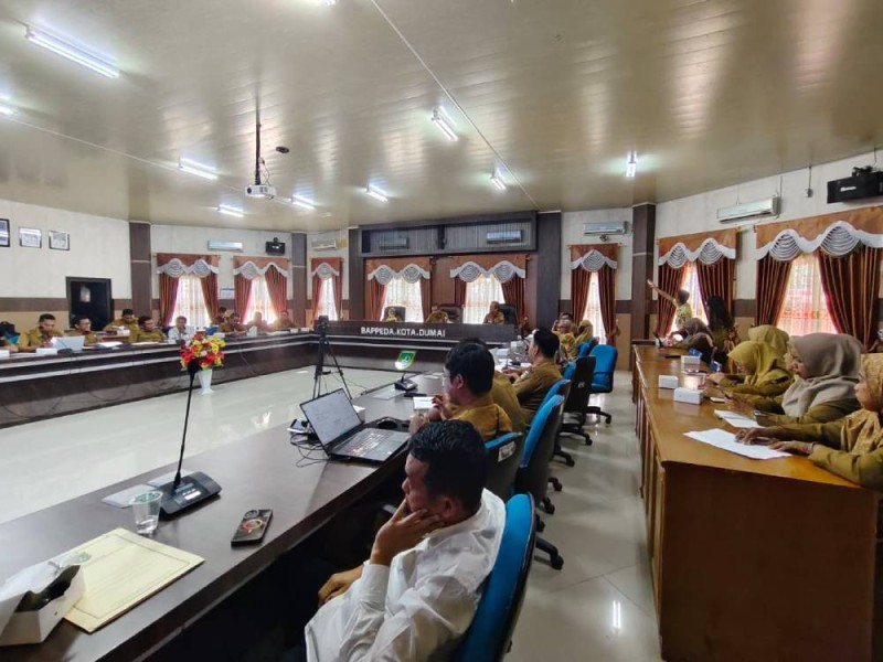 Pemko Dumai Gesa Program Pengendalian Banjir dari Bantaran Sungai Dumai