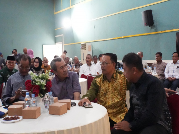 Bupati Kampar Ahmad Yuzar Hadiri Acara Ikatan Keluarga Alumni APDN Pekanbaru Purna Bakti