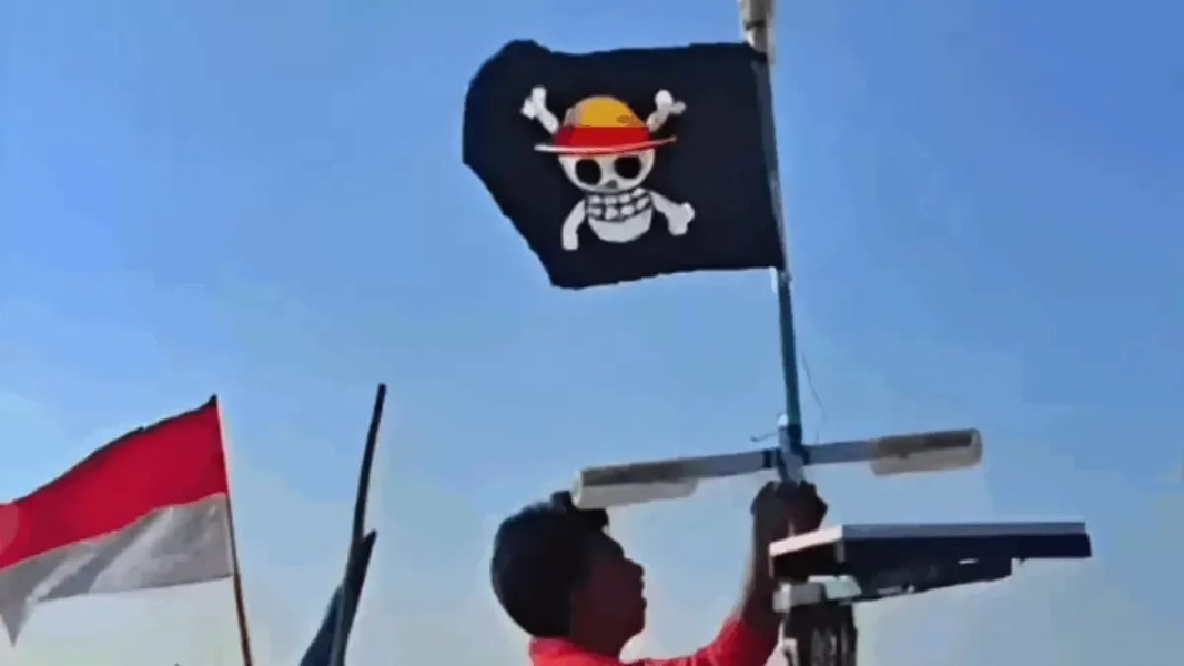 Dianggap Provokasi, Polisi Tindak Tegas Warga Kibarkan Bendera Bajak Laut One Piece