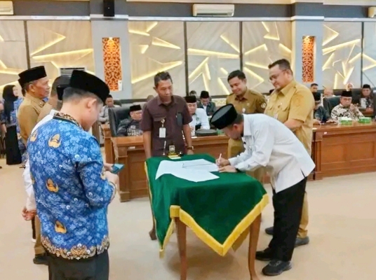 72 Kafilah Rohul Resmi Ditetapkan, Kakan Kemenag Optimistis Raih Prestasi Gemilang di MTQ XLIV Riau