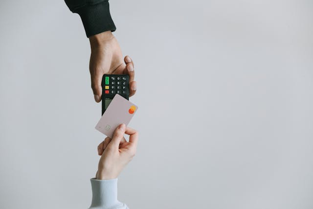 5 Tips Jitu Menabung dengan Auto-Debet agar Target Finansial Cepat Tercapai