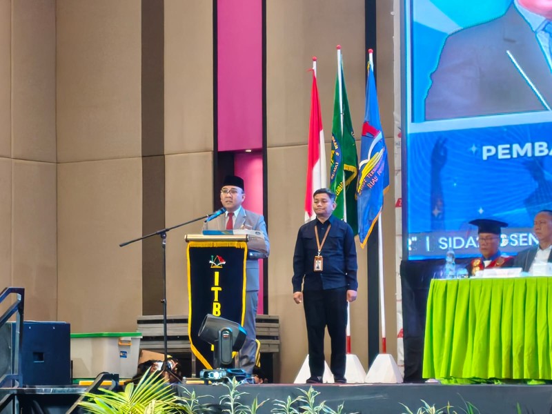 Wakili EGM, Perwakilan Pelindo Dumai Beri Apresiasi Wisuda STT Dumai dan Transformasi ITB RP