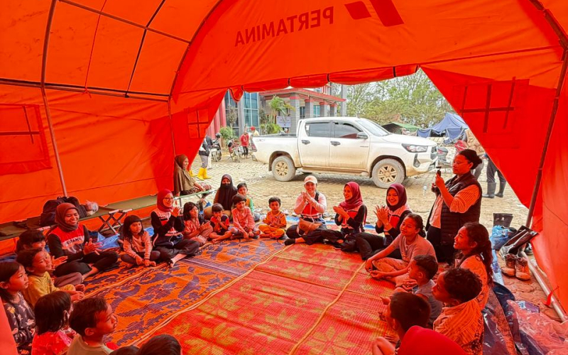 Relawan Pertamina Peduli Bergerak Jemput Bola, Layani Warga Terdampak Banjir dan Longsor di Sumatra