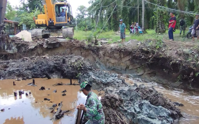 Pembangunan Dua Jembatan Armco di Sei Sembilan Terus Berlanjut, Dandim Dumai Harapkan Manfaat Besar bagi Masyarakat