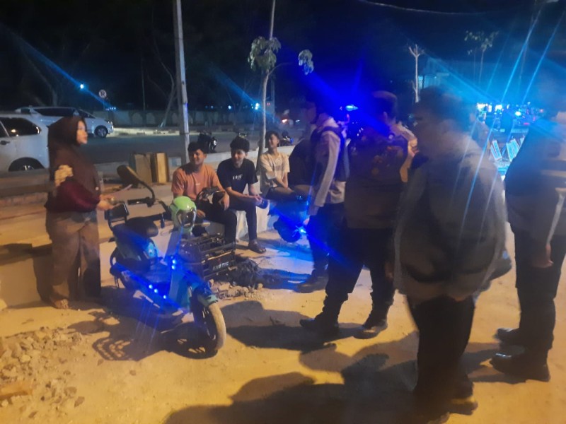 Kapolsek Bangkinang Kota 'Pimpin' Patroli RAGA, Kapolres: 'Cegah Kriminalitas, Jamin Keamanan Warga!