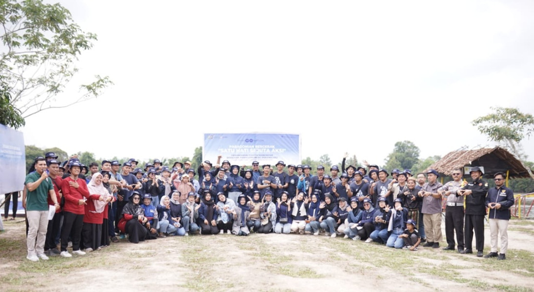 Sinergi DT Peduli Riau dan Paragoncorp Tanam Mangrove di Okura, Angkat Isu Krisis Lingkungan dan Restorasi Gambut