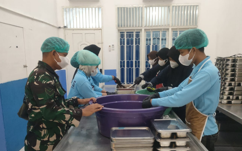Program Makanan Bergizi Gratis Sasar 1.353 Siswa di Wilayah Koramil 01 Dumai