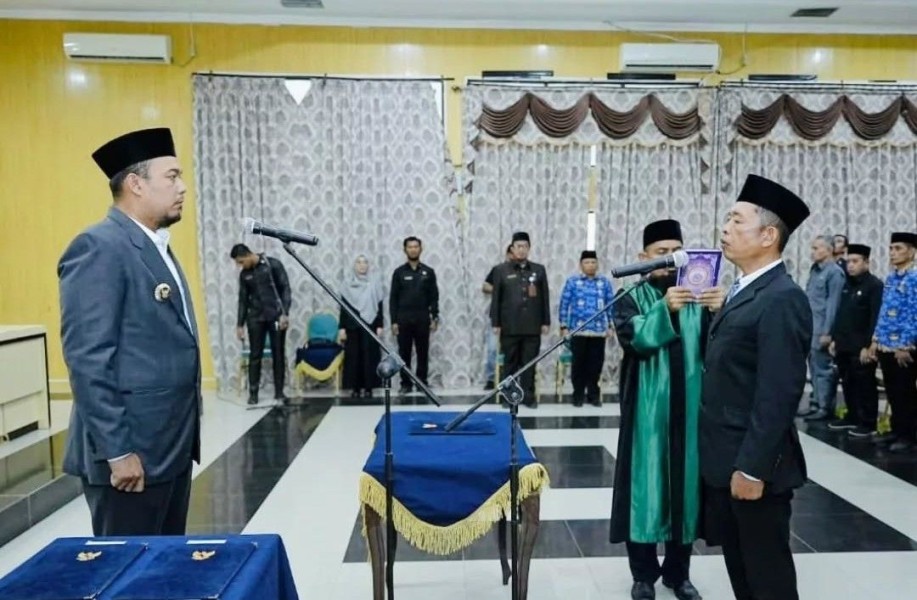 Bupati Inhu Tugaskan Dirum BPR Indra Arta Pulihkan Kepercayaan Nasabah