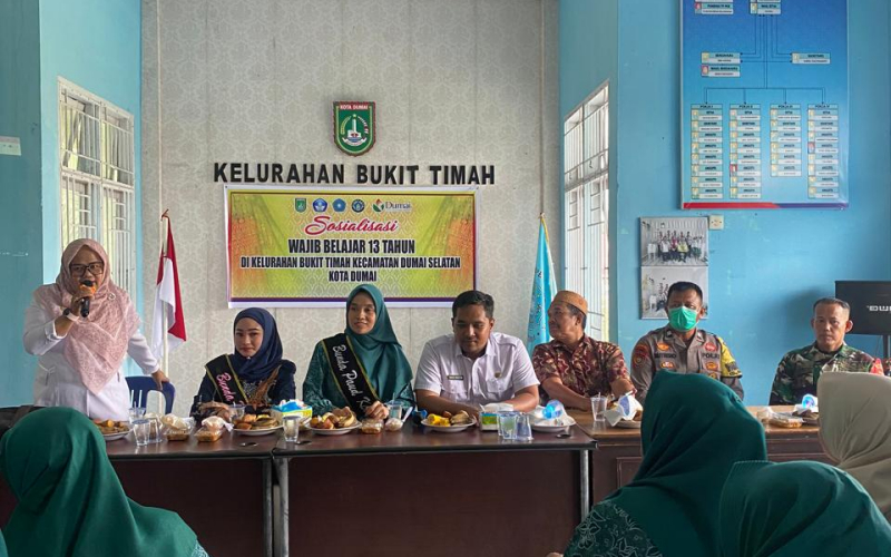 Babinsa Bukit Timah Dukung Program Wajib Belajar 13 Tahun