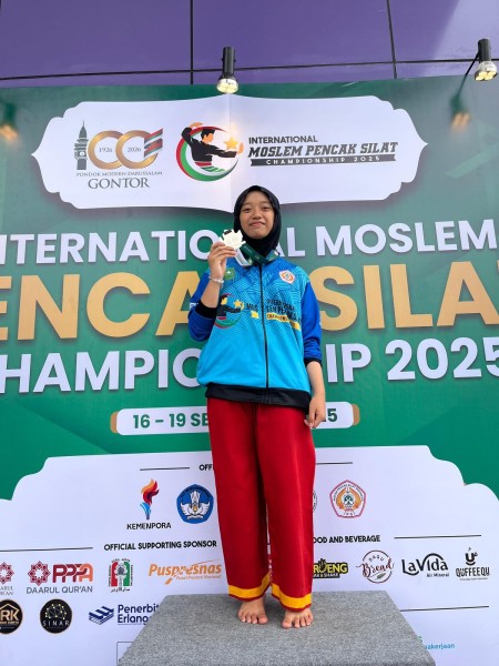 Santriwati Bengkalis Raih Juara II International Moslem Pencak Silat 2025