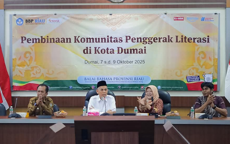 Wali Kota Dumai Buka Bimtek Pembinaan Komunitas Penggerak Literasi