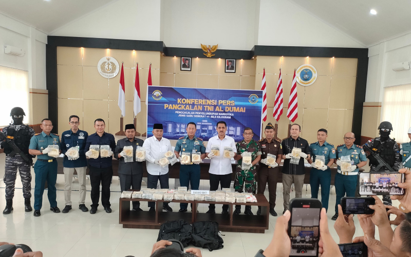 Lanal Dumai Gagalkan Penyeludupan 48,54 Kg Sabu dari Malaysia