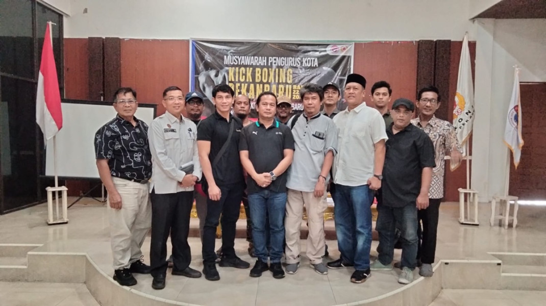David Safiardi Terpilih Aklamasi Pimpin Kick Boxing Pekanbaru