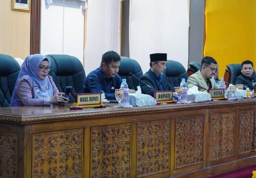 APBD Kampar 2026 Disahkan Rp 2,6 Triliun, Bupati Minta OPD Tindaklanjuti Catatan Banggar
