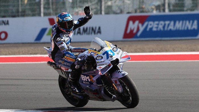 Alex Marquez Sabet Kemenangan di Sepang, Drama Pecah di MotoGP Malaysia 2025