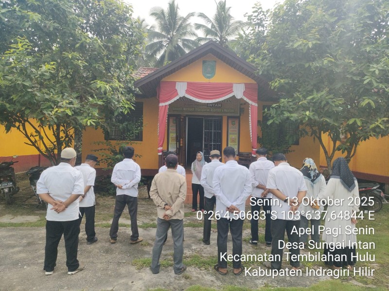 Melalui Apel Pagi, Pemdes Sungai Intan Perkuat Koordinasi
