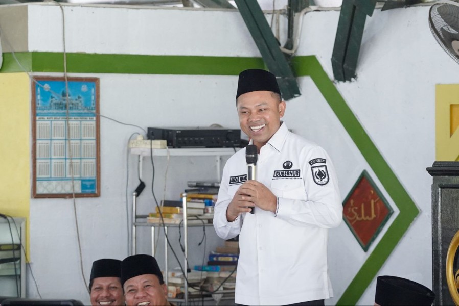 Gubernur Riau Tinjau SMAN Pintar Kuansing, Tekankan Kreativitas Siswa