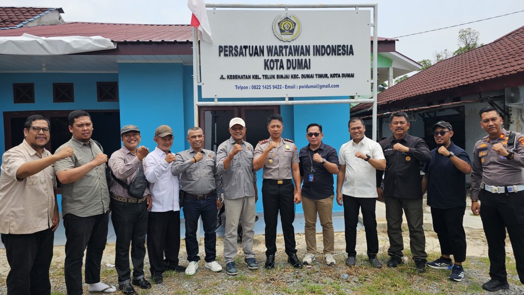 Kapolres Dumai Sambangi PWI, Buka Ruang Kritik dan Perkuat Sinergi Media