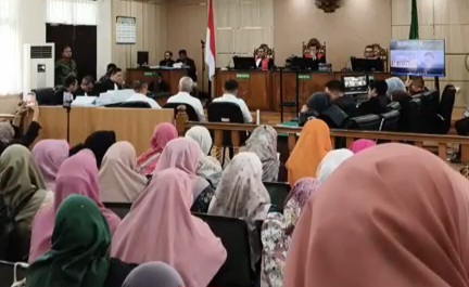 JPU KPK Tuntut Abdul Wahid 8,5 Tahun Penjara dan Uang Pengganti Rp1,45 Miliar