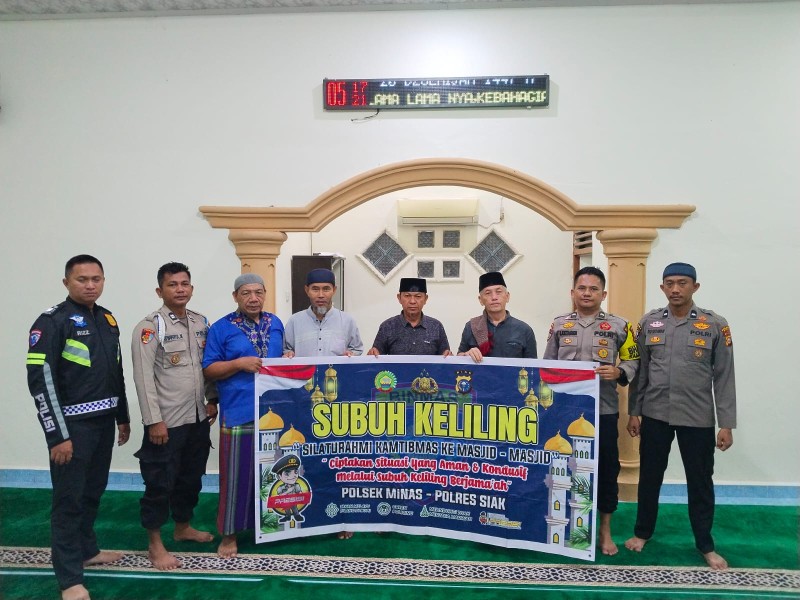 Polsek Minas Gelar Subuh Keliling di Musholla Al-Anshor, Sampaikan Pesan Kamtibmas kepada Jamaah
