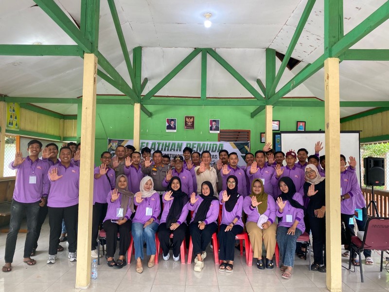 Kanit Reskrim Tapung Ajak Pemuda Karang Taruna Untuk Hindari Narkoba dan Tertib Berlalulintas