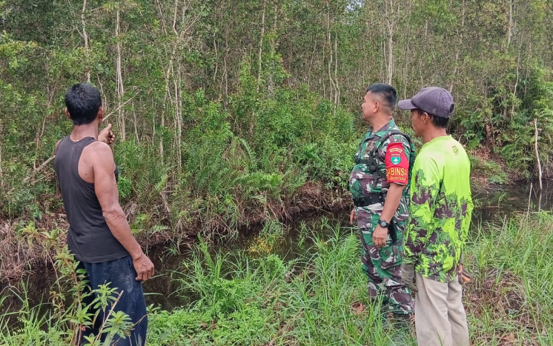 Serma Amrijon Gelar Patroli dan Edukasi Warga Antisipasi Karhutla