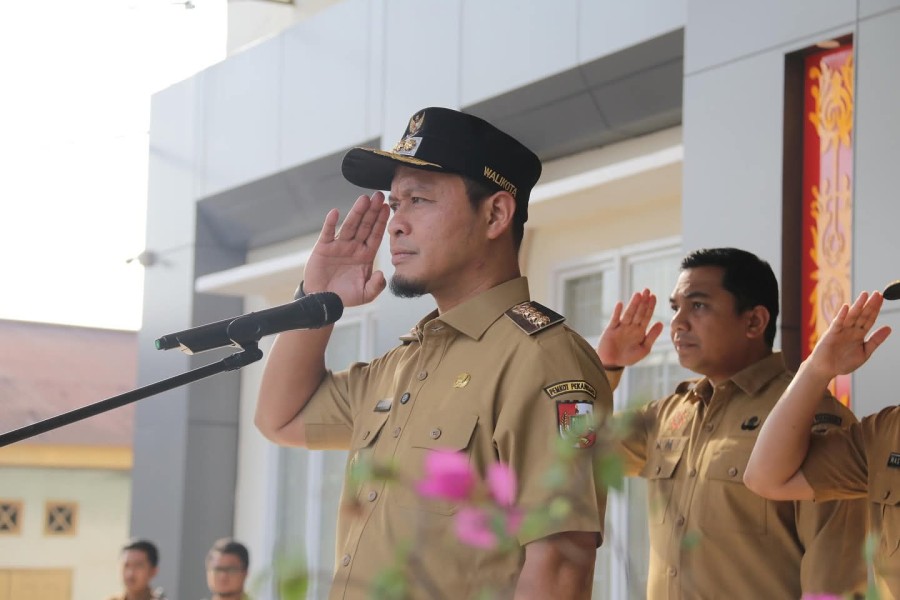 Walikota Pekanbaru Ingatkan Pj Sekda Jangan Sok-sokan, Harus Rangkul Semua ASN