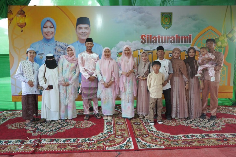 Wakil Bupati Inhil Rayakan Idulfitri Bersama, Penuh Kehangatan dan Kedekatan dengan Masyarakat