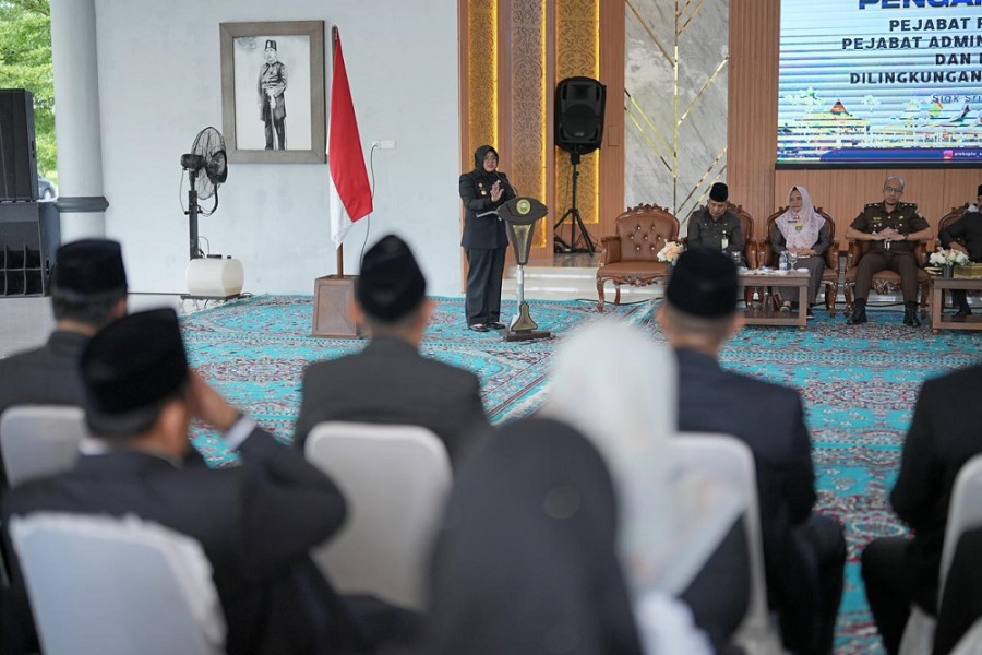 Perombakan Birokrasi Perdana Bupati Afni, Lantik 71 Pejabat Siak dan Tekankan Integritas Tanpa 'Setoran'