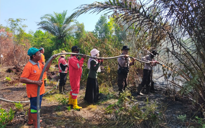 Hotspot Muncul di Dumai, Polres Dumai Gerak Cepat Lakukan Pemadaman dan Pendinginan