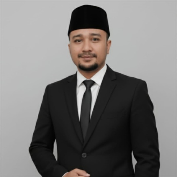 SAID ALWI, S.Sos Digadang-gadang oleh Alumni UIR untuk Maju sebagai Ketua IKA UIR: Sebuah Harapan Baru bagi Ikatan Alumni