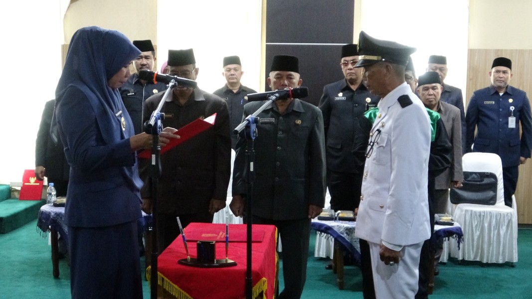 Wakil Bupati Inhil Lantik 45 Pejabat Administrator dan Pengawas