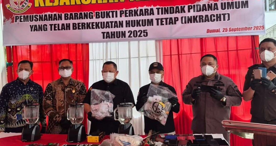 Kadinkes Dumai Apresiasi Kejari dalam Pemusnahan Barang Bukti Narkotika dan Pidana Umum
